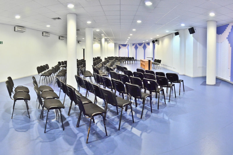 Конференц-зал №8 (160-180 мест)